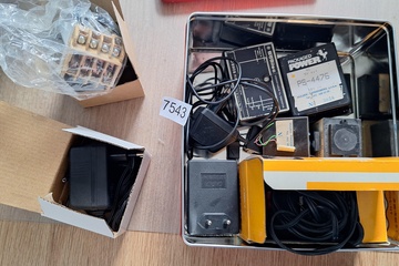 Afbeelding van Lot adapters & elektronica
