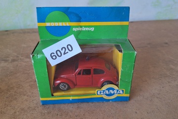 Afbeelding van Gama Modell Spielzeug, Volkswagen Kaffer / Beetle Red, 1:43