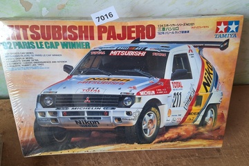 Afbeelding van Tamiya Mitsubishi Pajero '92 Paris Le Cap Winner 1:24