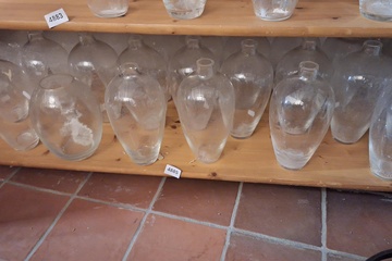 Afbeelding van Partij Vazen glas (volledig onderste schab )