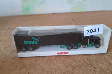 Afbeelding van Wiking Peterbilt US Truck met "Puma" Oplegger 1:87
