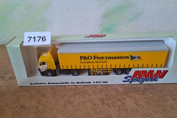 Afbeelding van AWM MAN 'P&O Ferrymasters European Services' vrachtwagen met oplegger (1:87)
