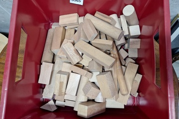Afbeelding van Bak met houten blokken