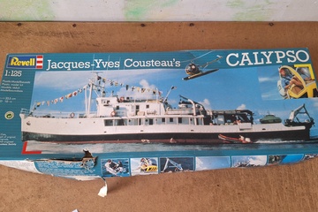 Afbeelding van Revell Jacques-Yves Cousteau's Calypso 1:125