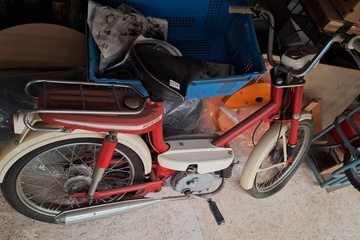 Afbeelding van Honda Amigo Bromfiets start en rijdt