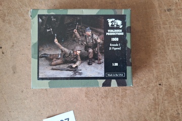 Afbeelding van Verlinden Productions Grenade! (2 Figuren) 1:35