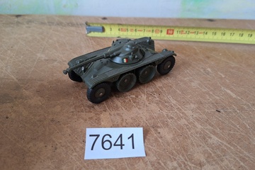 Afbeelding van Dinky Toys EBR Panhard modelauto
