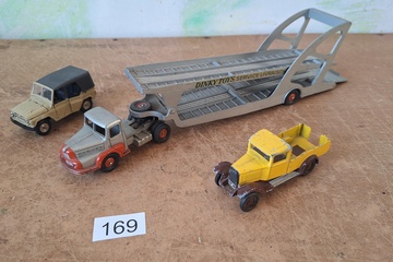 Afbeelding van Modelauto's oa Dinky Toys
