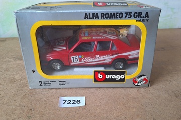 Afbeelding van Bburago Alfa Romeo 75 Gr.A 'No. 75 Olivetti / Pirelli' Cod. 0119 (1:24)