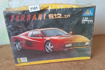 Afbeelding van Italeri Ferrari 512 TR modelbouwdoos 677 (1:24)