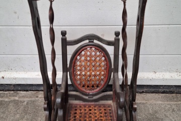 Afbeelding van Houten schommel voor poppen