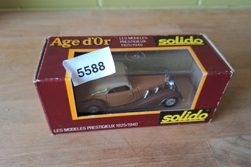 Afbeelding van Solido Age D'or modelauto in originele doos