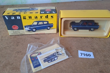 Afbeelding van Vanguards Ford Anglia saloon car navy blue VA1000 (1:43