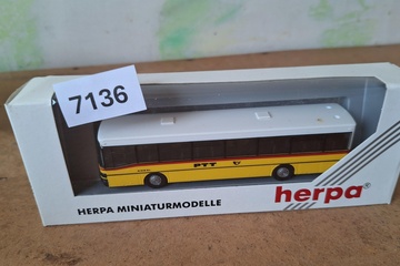 Afbeelding van Herpa Setra S 215 UL 'PTT' streekbus (1:87)