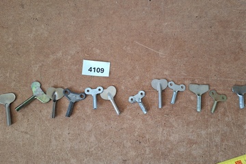 Afbeelding van Lot Blikken speelgoed sleutels