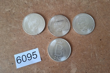 Afbeelding van Zilver munten 250 Fr Bouwdewijn 4 stuks
