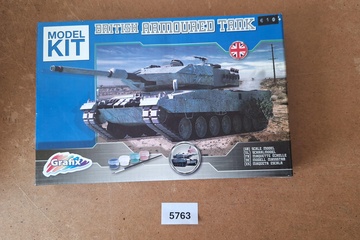Afbeelding van Model kit Grafix British Armoured tank