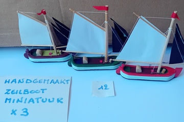 Afbeelding van Miniatuur Zeilboten ahndgemaakt 3 stuks