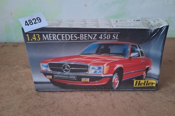 Afbeelding van Heller Mercedes Benz 450 SL Model kit
