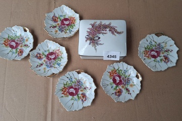 Afbeelding van Schaaltjes en opbergpot porselein