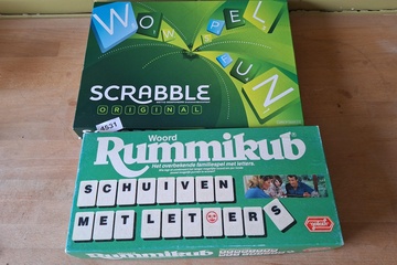 Afbeelding van Scrabble & Rummikub met letters