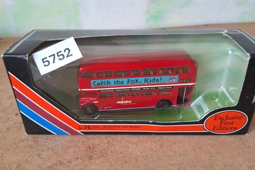 Afbeelding van Exclusive First Editions EFE, AEC Routemaster Double Decker Bus 'Metroline Catch the Fox Kids', 1:76