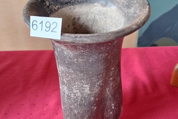 Afbeelding van Driepootvaas China 