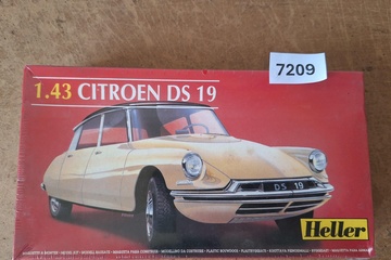 Afbeelding van Heller Citroen DS 19 modelbouwdoos 80162 (1:43)