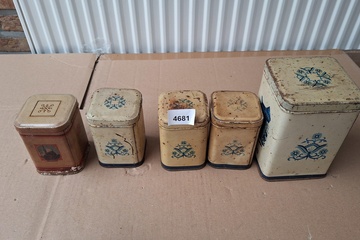 Afbeelding van Oude opbergpotten