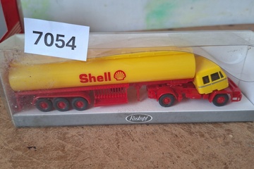 Afbeelding van Roskopf Fiat 690 Millepiedi Shell tankwagen (1:87)