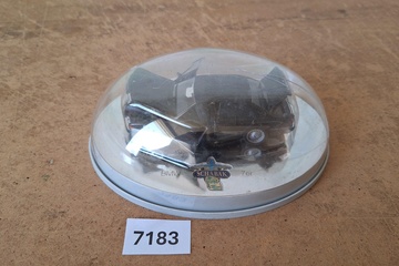 Afbeelding van Schabak BMW 7er diecast model in displaybox (1:43)