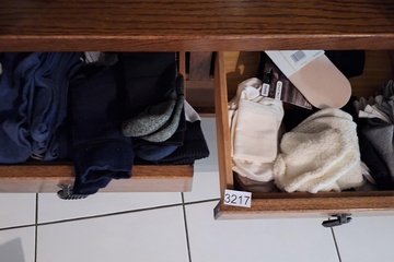 Afbeelding van Inhoud onderste laden kast (2 lades) vnl Kousen