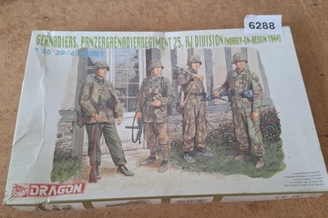 Afbeelding van Dragon, Grenadiers Panzergrenadierregiment 25 HJ Division nr. 6288 modelbouwset 1:35