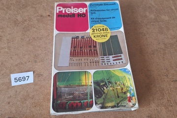 Afbeelding van Preiser Zuraestsatz Zirkus Krone Accessories for circus tent 21048 H0