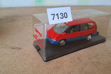 Afbeelding van Verem Renault Espace 'Taxi' rood/blauw nr. 202 (1:43)