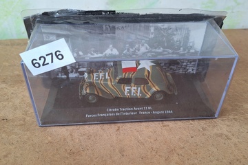 Afbeelding van Altaya, Citroën Traction Avant 11 BL "Forces Françaises de l'Intérieur France - August 1944" (in plastic displaybox)