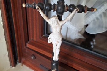 Afbeelding van Jezus aan houten kruis