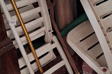 Afbeelding van Partij tuinstoelen, klapstoelen ed (onder trap in kelder)