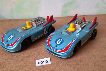 Afbeelding van Porsche, Carrera 10, Martini Racing set (2 stuks) - Kunststof