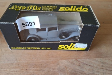 Afbeelding van Solido Age D'or modelauto in originele doos