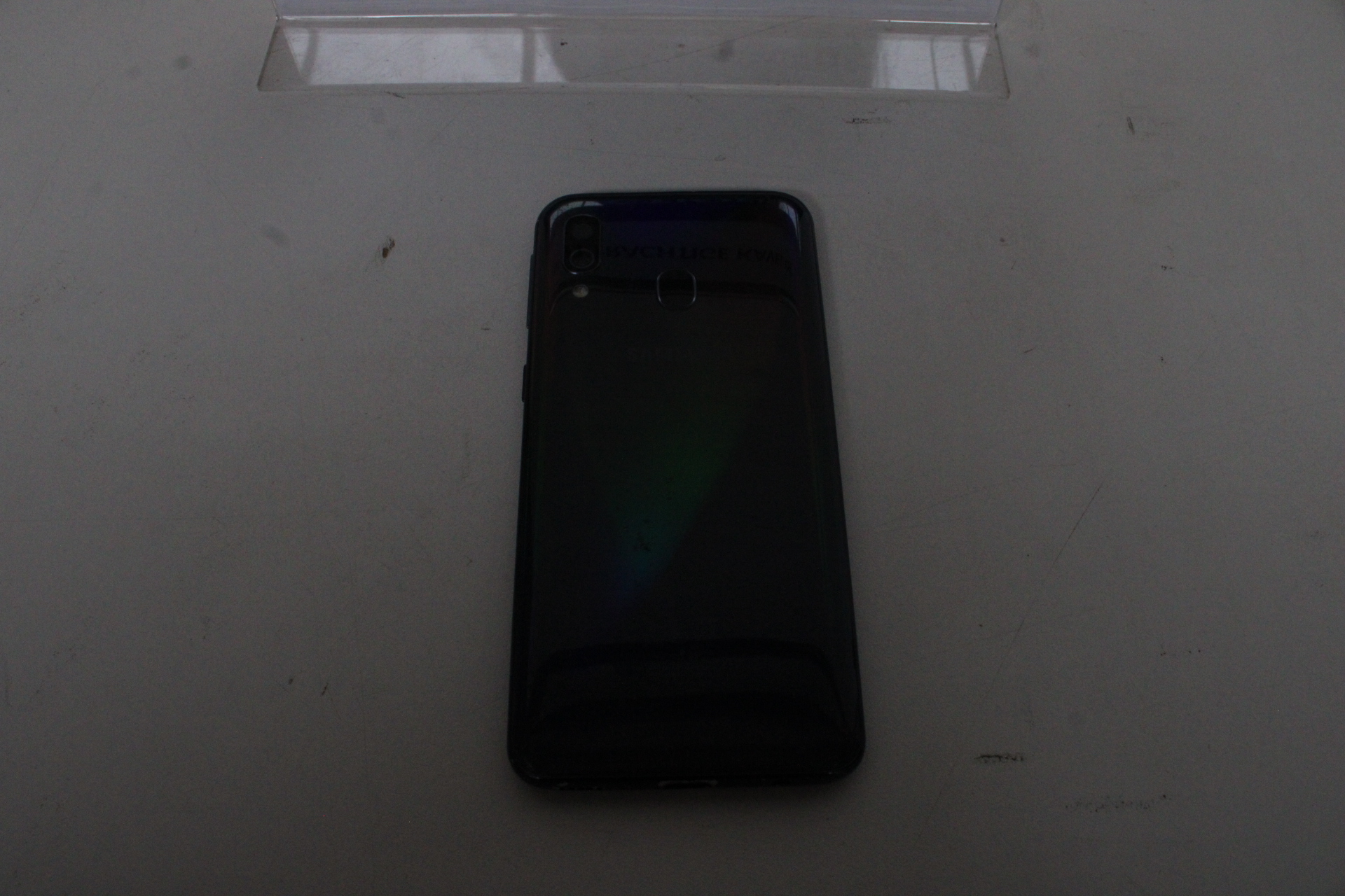 Zwarte Samsung A40 SM-A405FN/DS – foto 4 – kavel bij GSD Auctions, Zoeterwoude