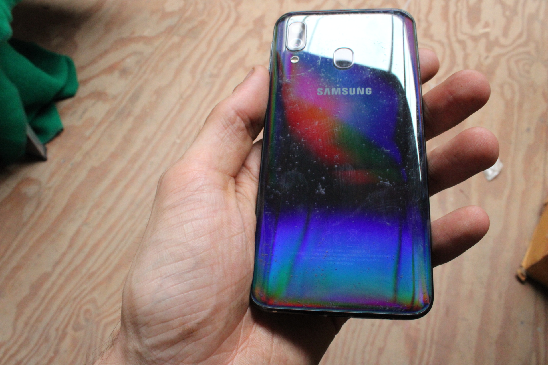 Zwarte Samsung A40 SM-A405FN/DS – foto 6 – kavel bij GSD Auctions, Zoeterwoude