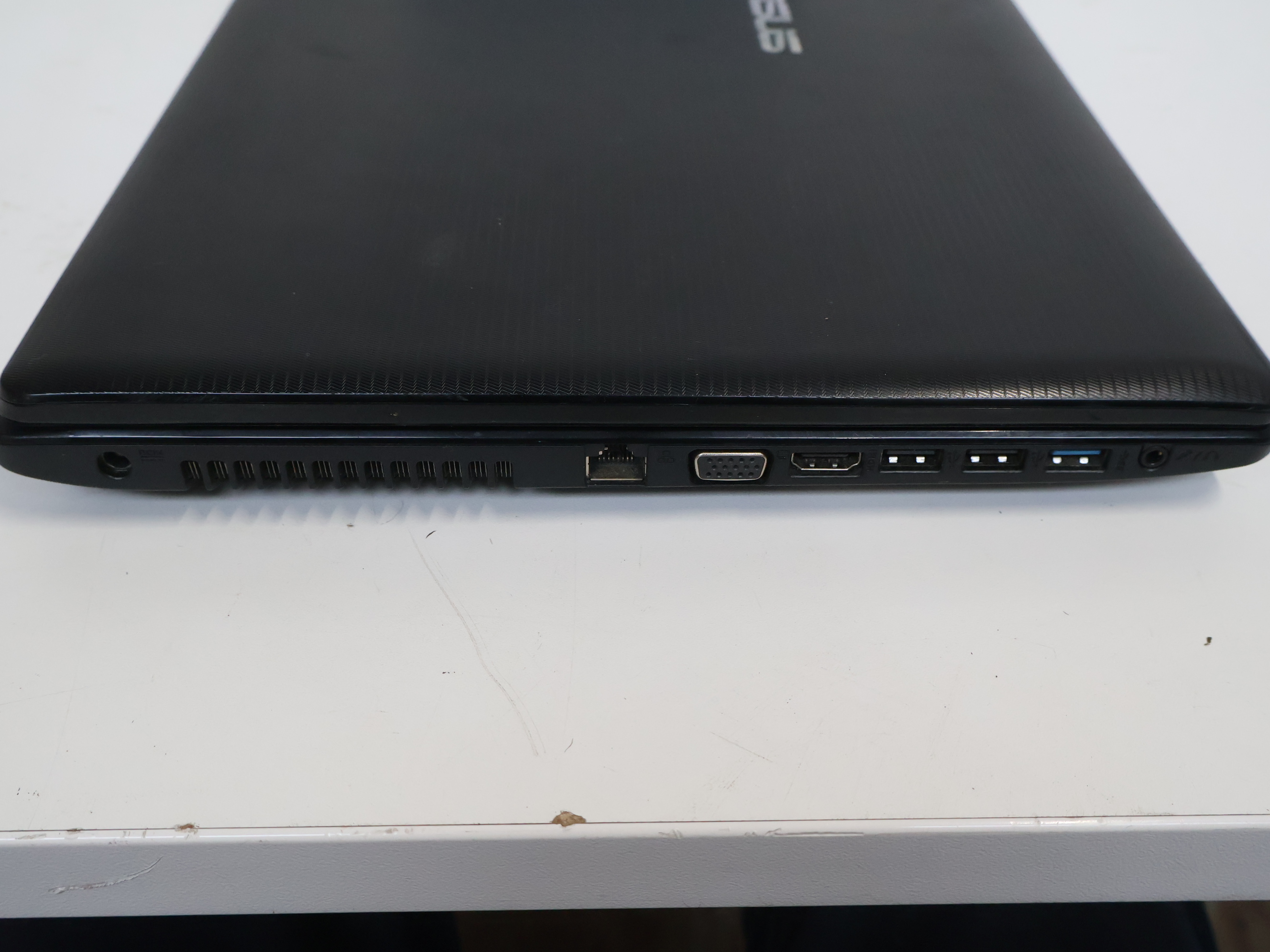 ASUS X75A Zwart – foto 3 – kavel bij GSD Auctions, Zoeterwoude