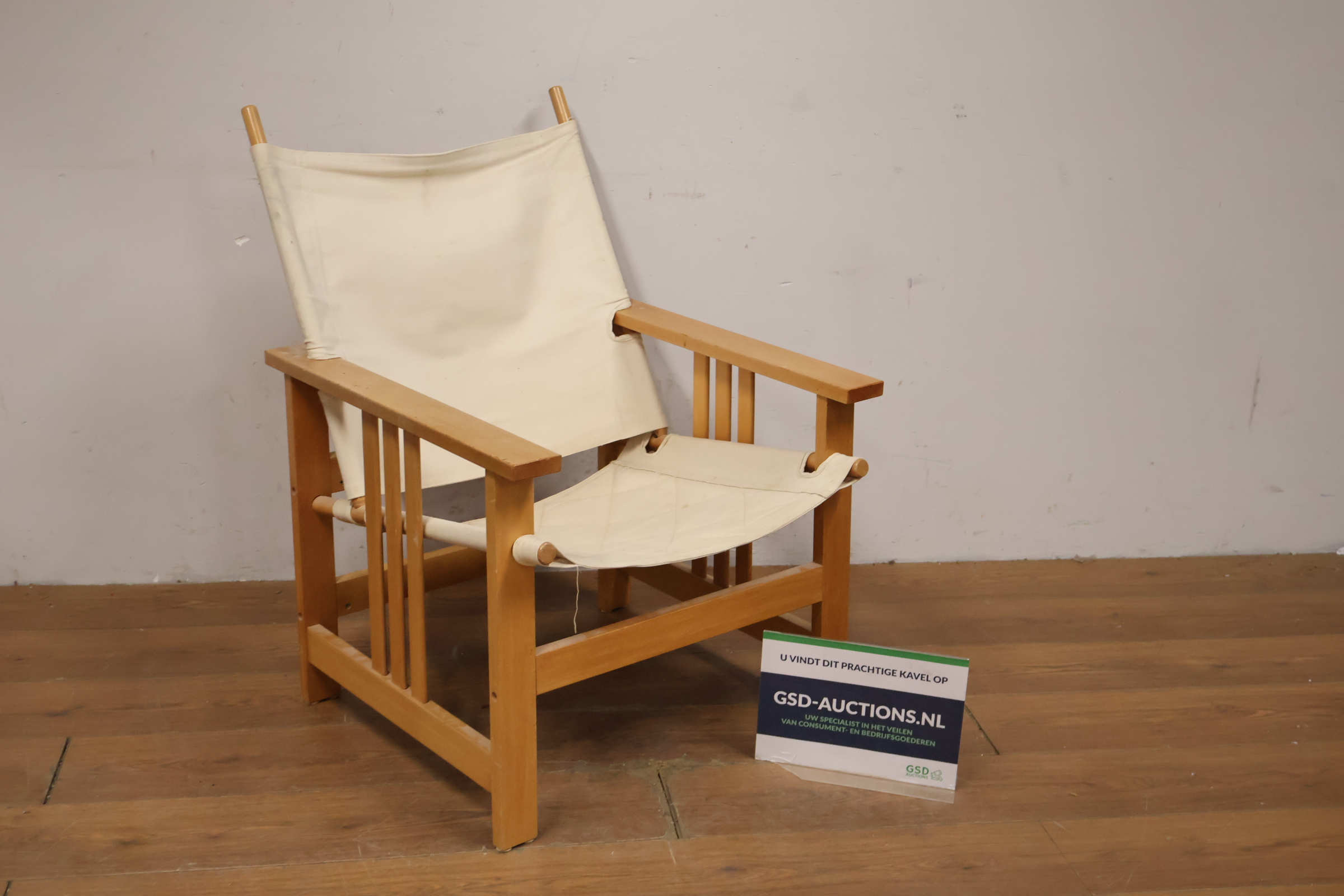 Houten stoel met canvas zitting en rugleuning – foto 2 – kavel bij GSD Auctions, Zoeterwoude