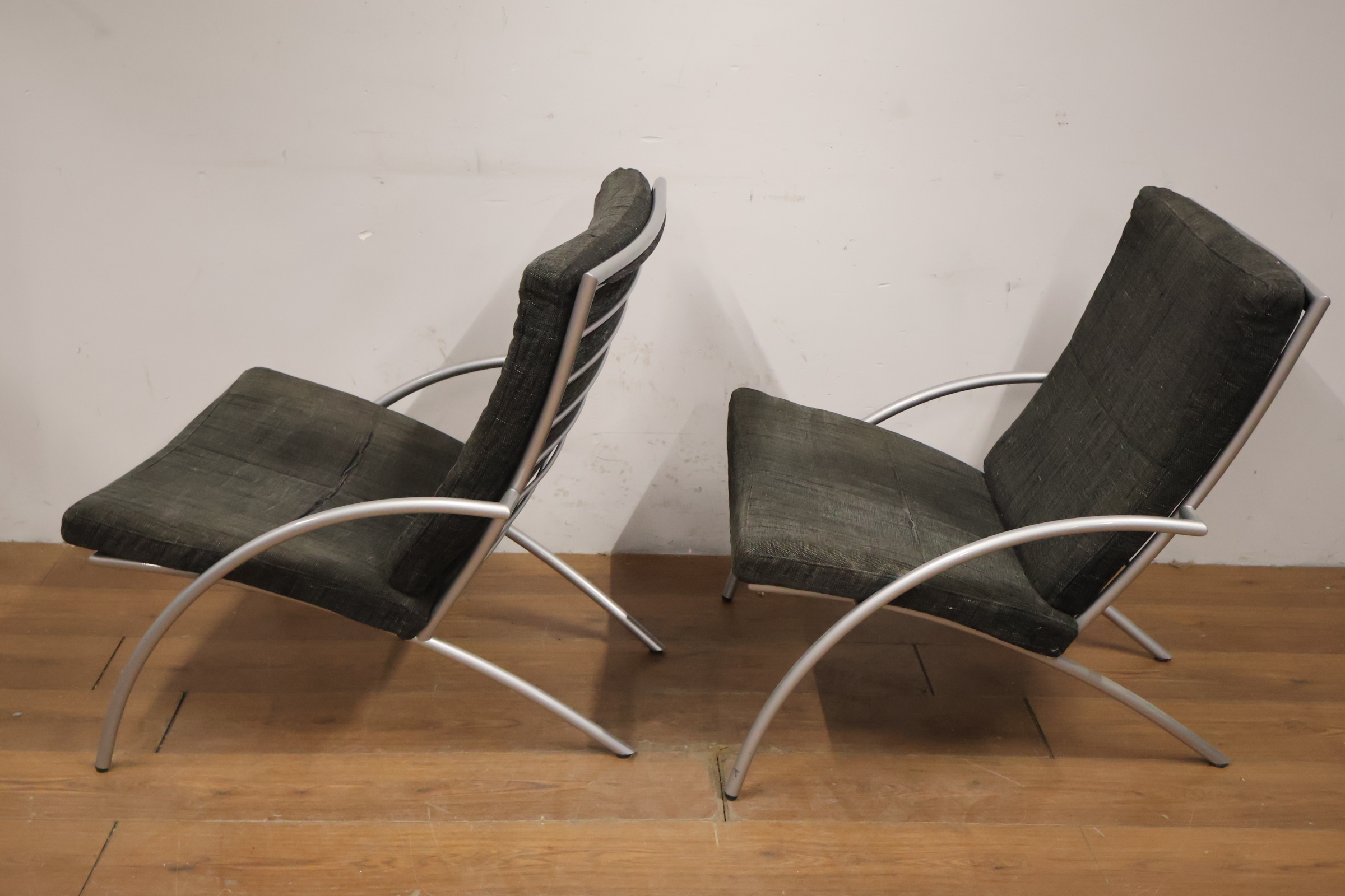 Set van twee moderne fauteuils – foto 8 – kavel bij GSD Auctions, Zoeterwoude