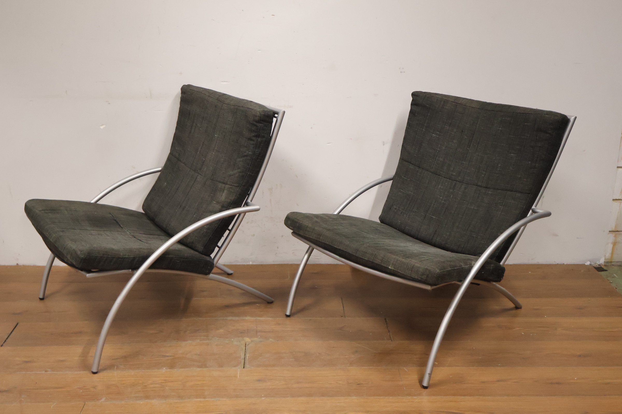 Set van twee moderne fauteuils – foto 9 – kavel bij GSD Auctions, Zoeterwoude