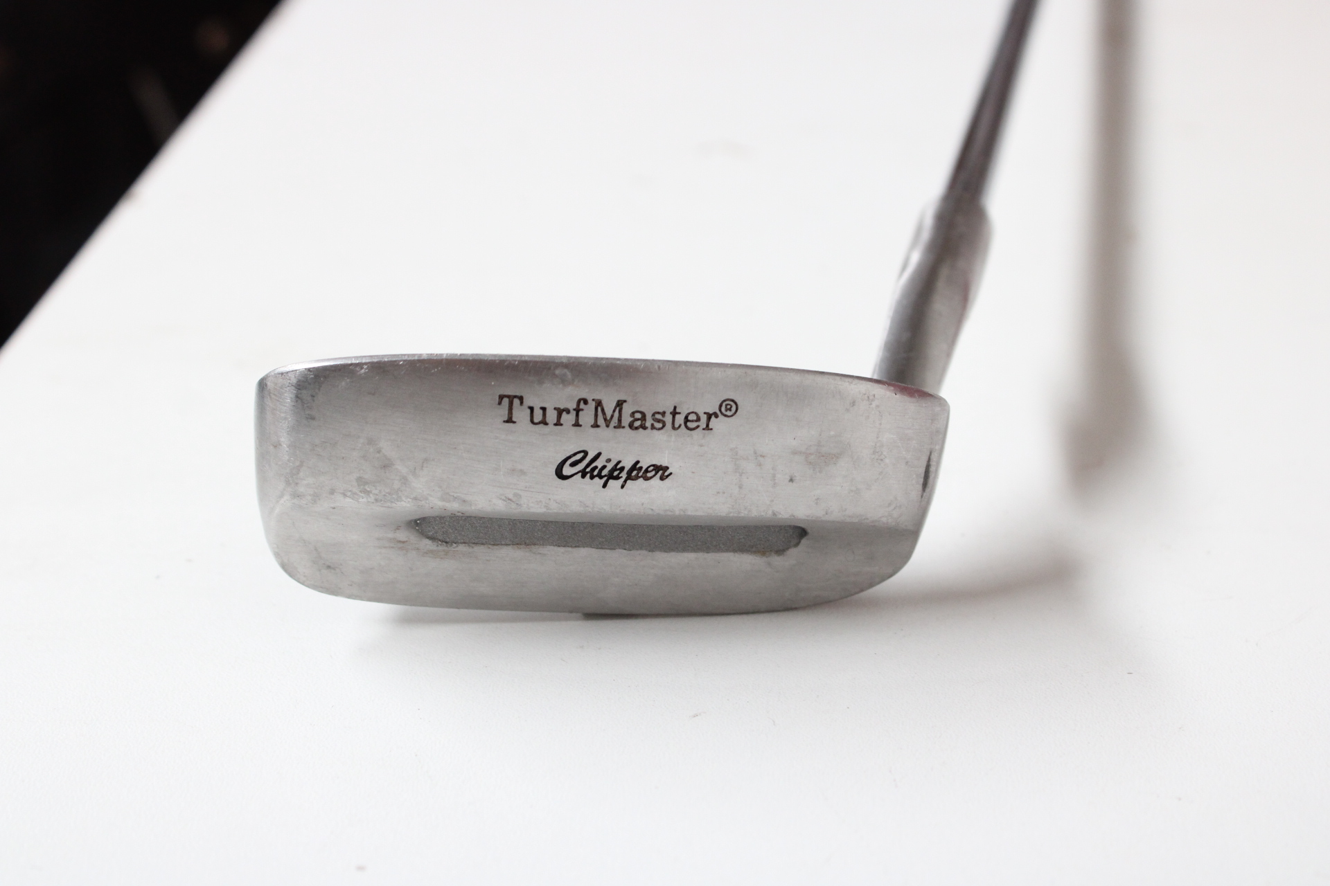 Golfset met rode golfbag – foto 3 – kavel bij GSD Auctions, Zoeterwoude