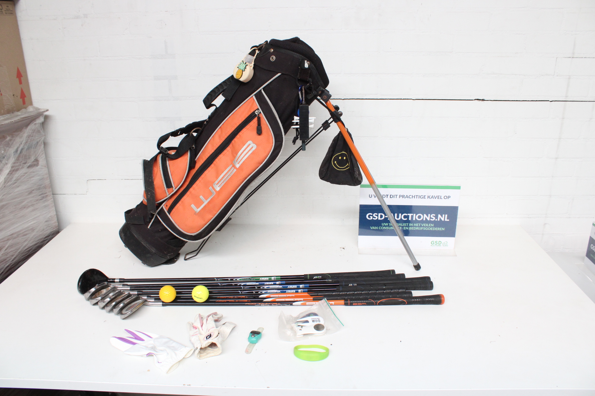 Golfset met tas en accessoires – kavel bij GSD Auctions, Zoeterwoude