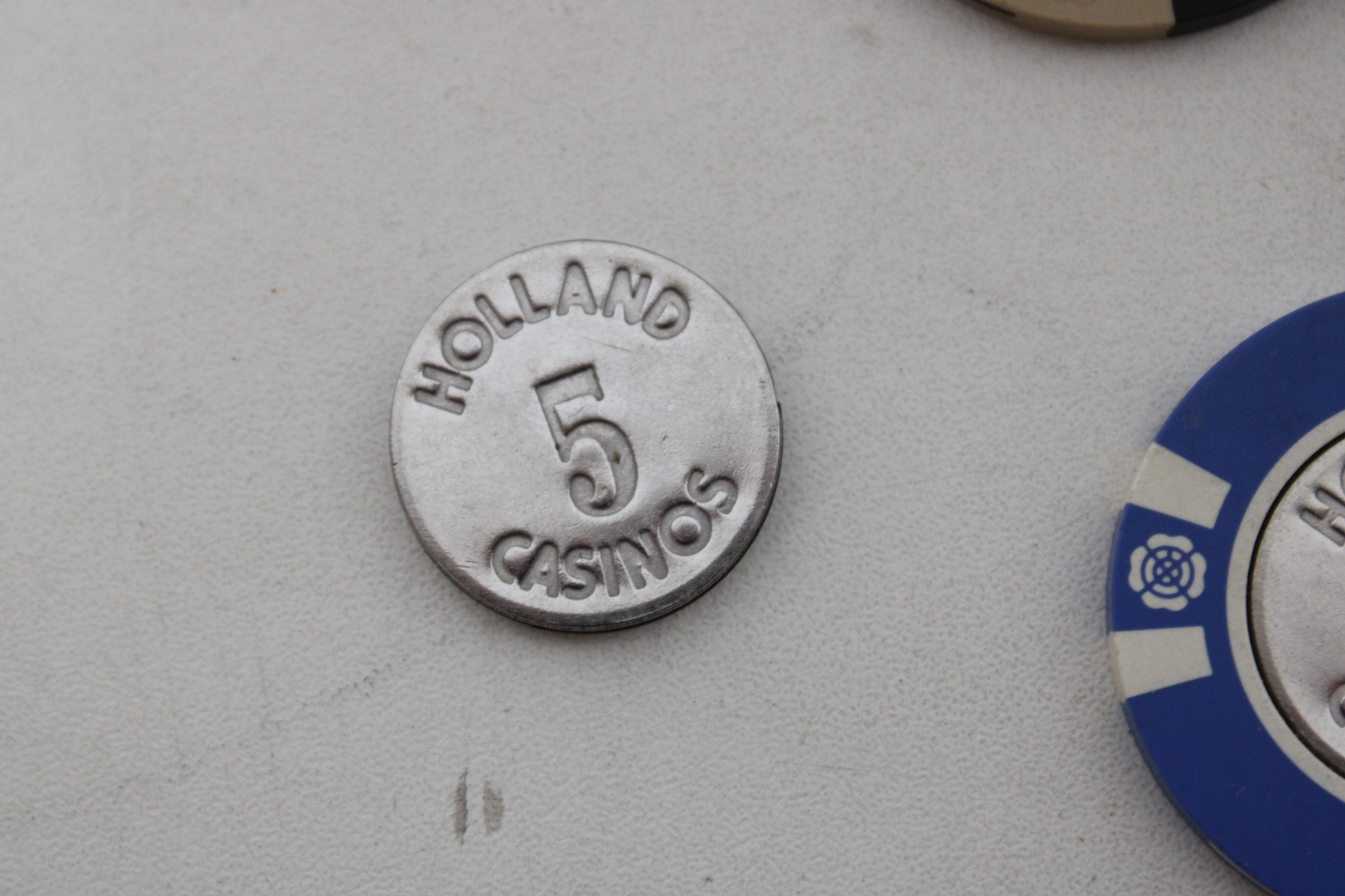 Casino fiches van Holland Casinos – foto 6 – kavel bij GSD Auctions, Zoeterwoude