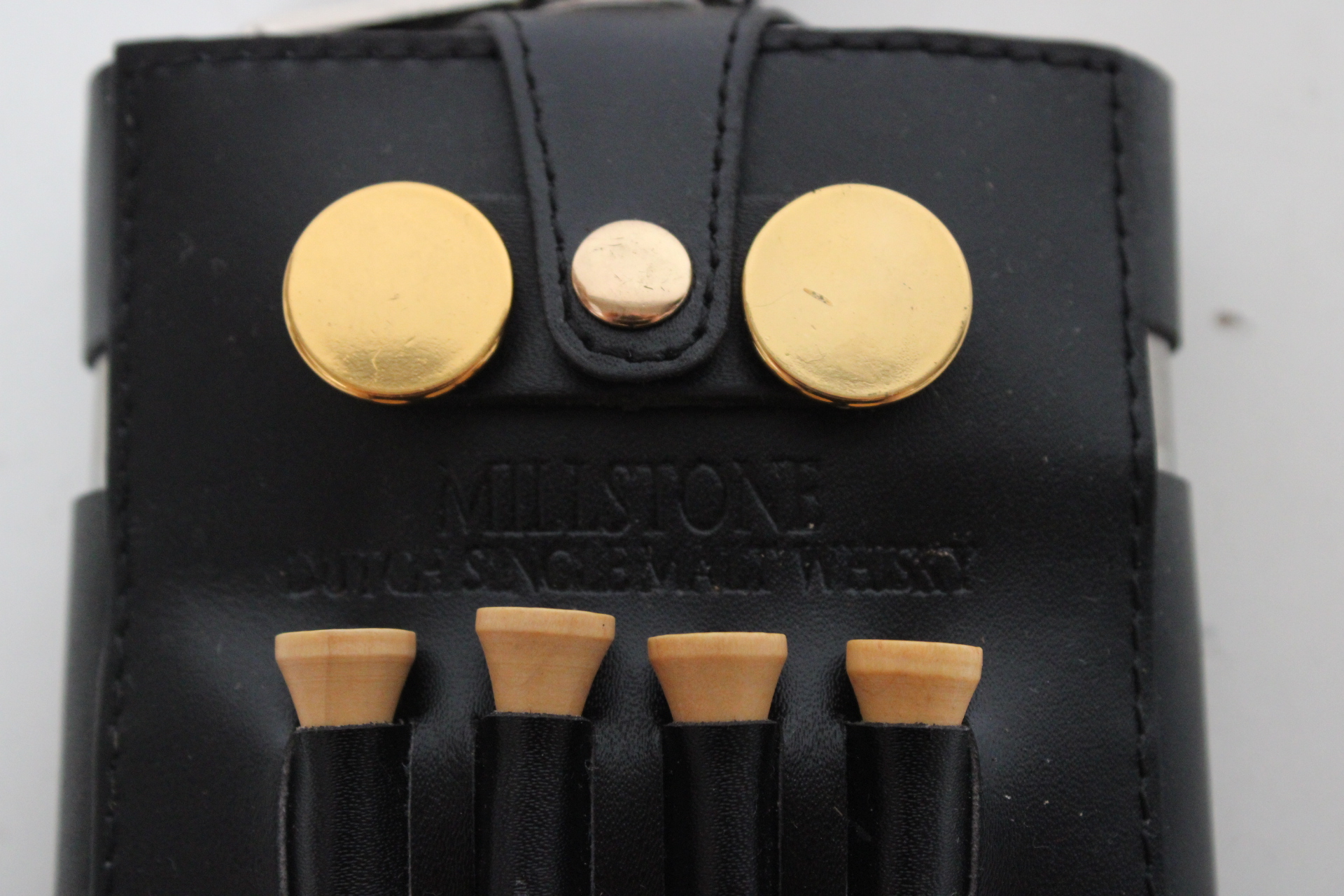 Milstone golftas met ballen – foto 3 – kavel bij GSD Auctions, Zoeterwoude